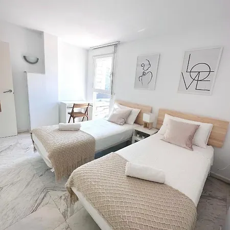 Charming Flat In The Exclusive Area Of Apartamento